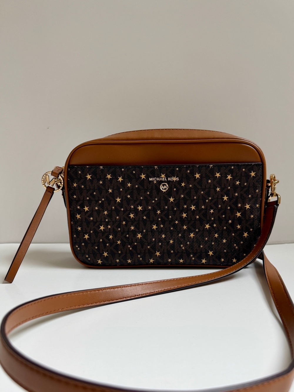 Michael Kors Jet Set Large Camera Bag Brown Gold Star Print Crossbody